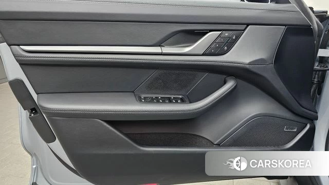 Porsche Taycan id 4739140 из Кореи 16