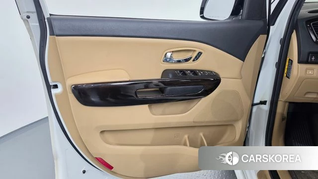 Kia The New Carnival id 4952880 из Кореи 16
