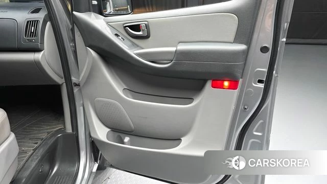 Hyundai The New Grand Starex id 4609642 из Кореи 16