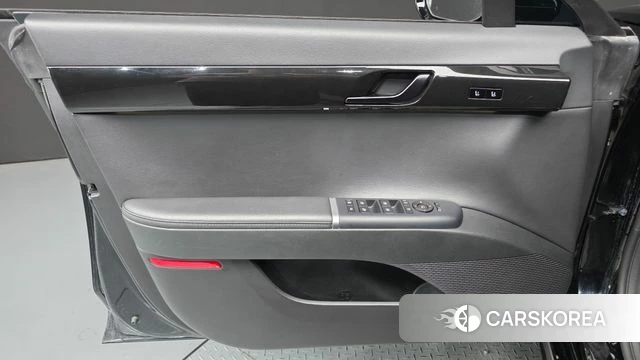 Hyundai Grandeur (GN7) id 4981051 из Кореи 16