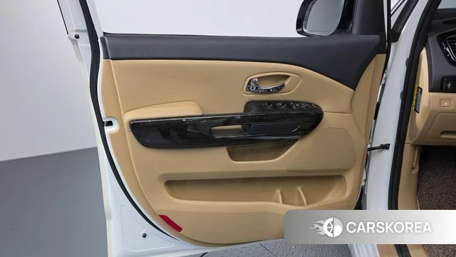 Kia The New Carnival id 4988303 из Кореи 16