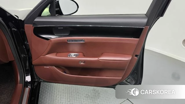 Genesis G90 (RS4) id 5011921 из Кореи 16