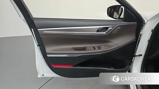 Hyundai The New Grandeur IG Hybrid id 4951407 из Кореи 16