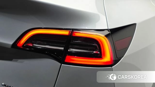Tesla Model Y id 5002703 из Кореи 16