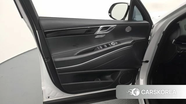 Genesis GV80 id 5002557 из Кореи 16