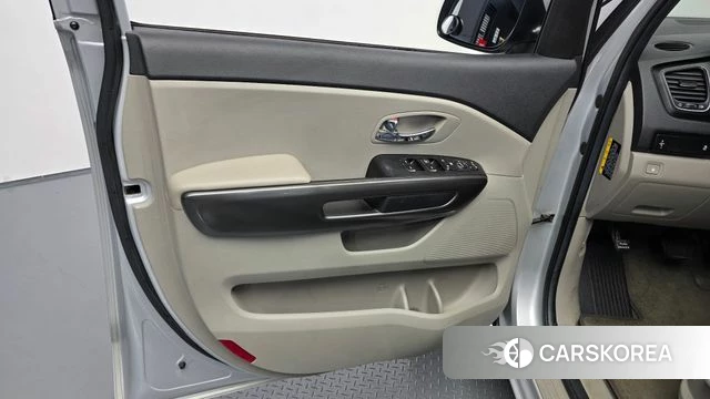 Kia The New Carnival id 5041875 из Кореи 16
