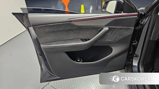 Tesla Model Y id 4375027 из Кореи 16