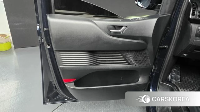 Hyundai Staria id 5026463 из Кореи 16