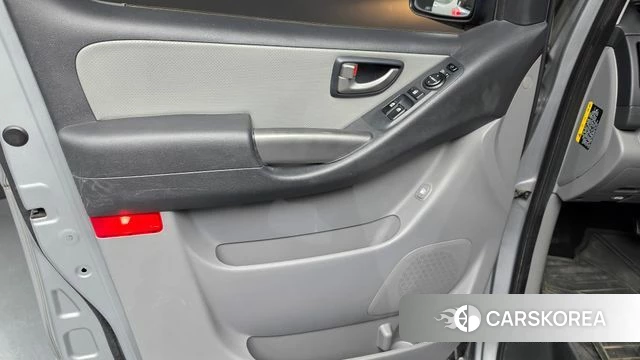 Hyundai The New Grand Starex id 4967131 из Кореи 16