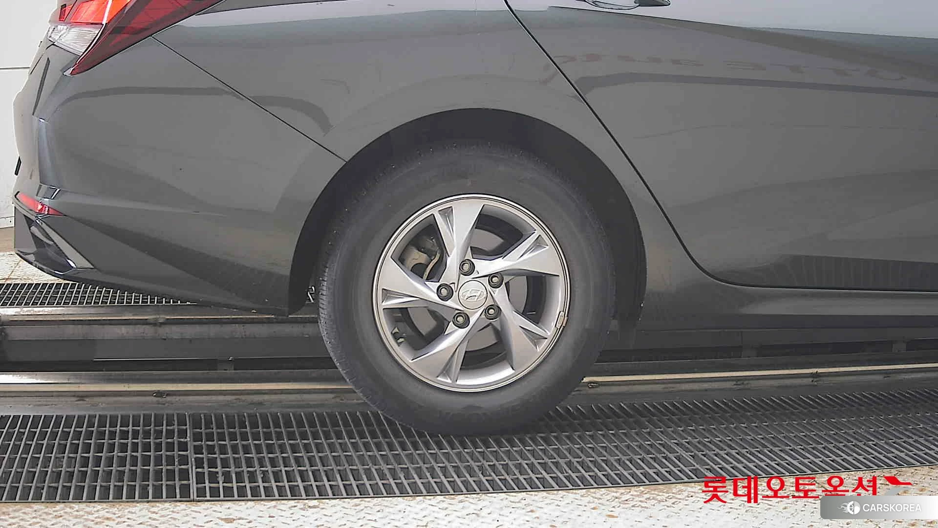 Hyundai Avante id 5001048 из Кореи 16