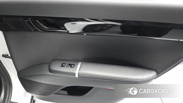 Hyundai Grandeur (GN7) id 4779058 из Кореи 16