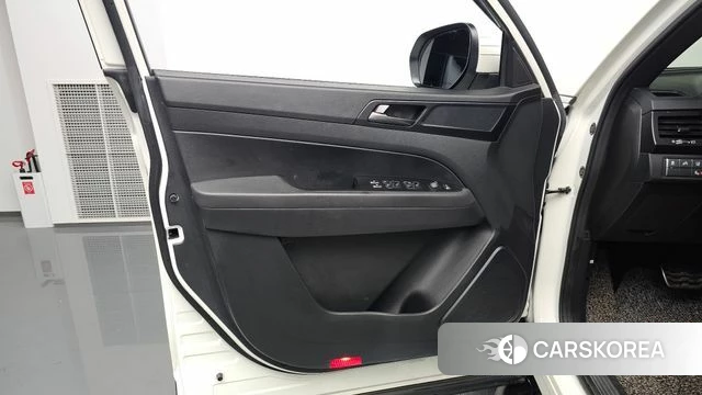 Ssangyong Rexton Sports Cannes id 4923365 из Кореи 16