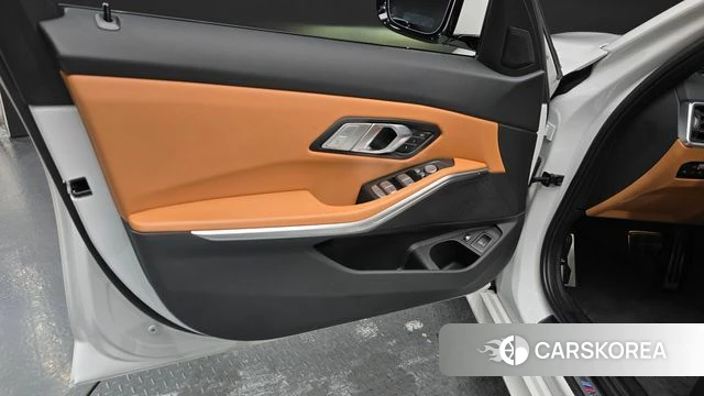 BMW 3 Series (G20) id 5011901 из Кореи 16
