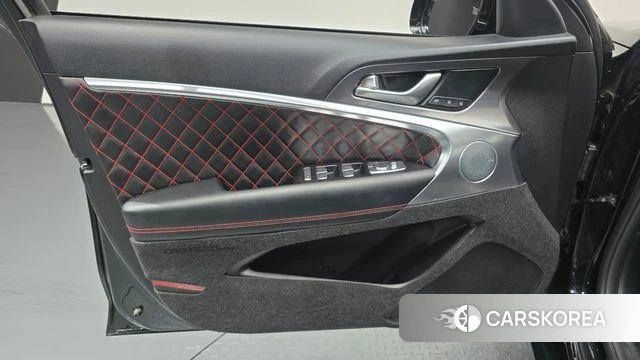 Genesis The New G70 Shooting Brake id 4941211 из Кореи 16