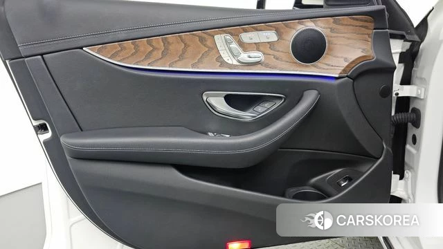 Mercedes-Benz E-Class W213 id 5003046 из Кореи 16