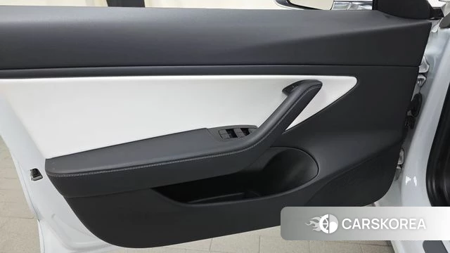 Tesla Model 3 id 5003759 из Кореи 16