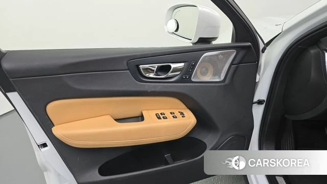 Volvo XC60 second Generation id 5018980 из Кореи 16
