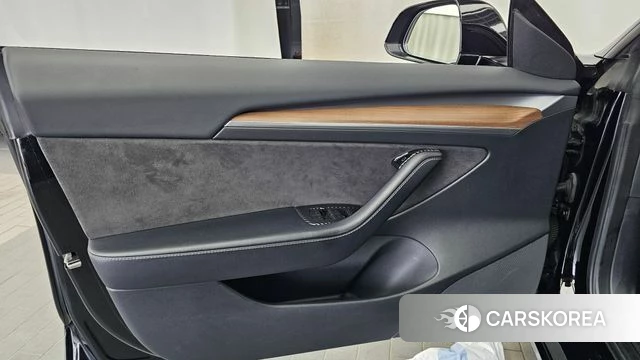 Tesla Model 3 id 5034219 из Кореи 16
