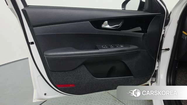 Kia Come New K3 id 5028630 из Кореи 16