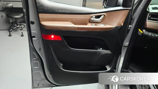 Hyundai The New Grand Starex id 4760130 из Кореи 16