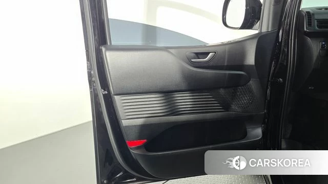Hyundai Staria id 4990440 из Кореи 16
