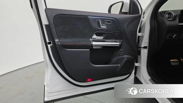 Mercedes-Benz GLA - Class H247 id 5058514 из Кореи 16