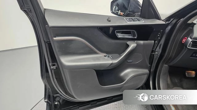 Jaguar F-PACE id 4900281 из Кореи 16