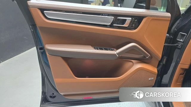 Porsche Cayenne (PO536) id 4929987 из Кореи 16