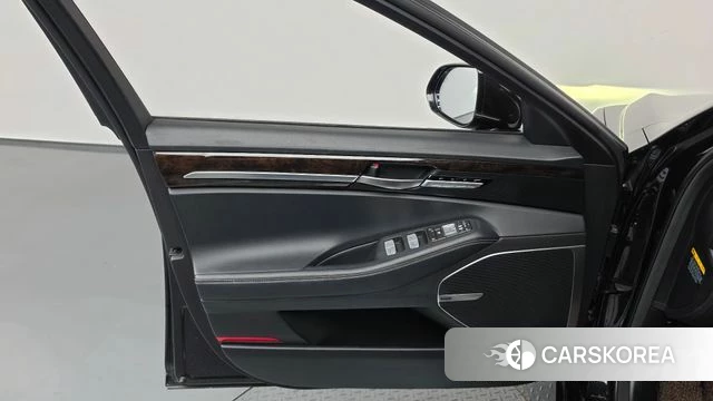 Genesis G90 id 5023680 из Кореи 16