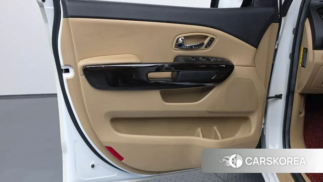 Kia The New Carnival id 5048640 из Кореи 16