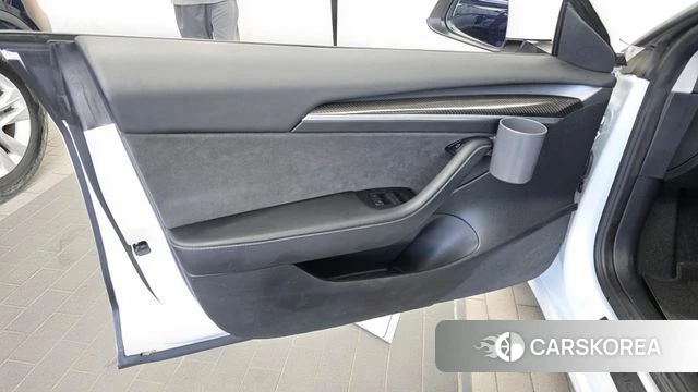 Tesla Model 3 id 4854704 из Кореи 16