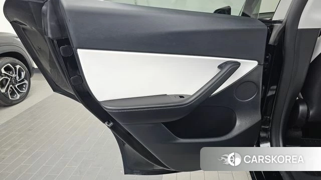 Tesla Model Y id 5034193 из Кореи 16