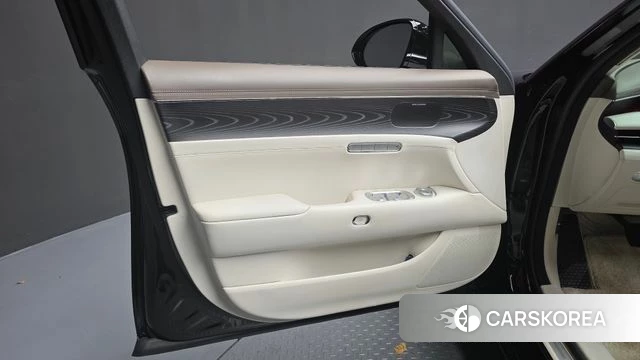 Genesis G90 (RS4) id 4965654 из Кореи 16