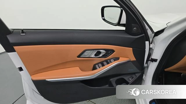 BMW 3 Series (G20) id 5026788 из Кореи 16