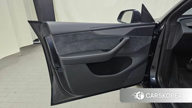 Tesla Model Y id 4921030 из Кореи 16