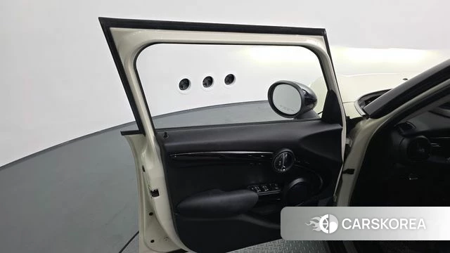 Mini Cooper id 4983245 из Кореи 16