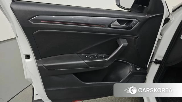 Volkswagen T-Roc id 4922722 из Кореи 16