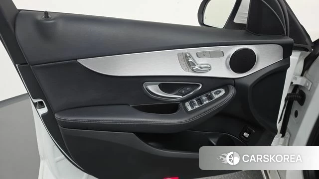 Mercedes-Benz C-Class W205 id 4918980 из Кореи 16
