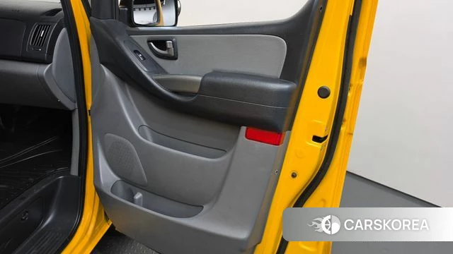 Hyundai The New Grand Starex id 4987930 из Кореи 16