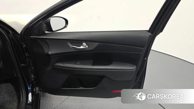Kia Come New K3 id 5054570 из Кореи 16