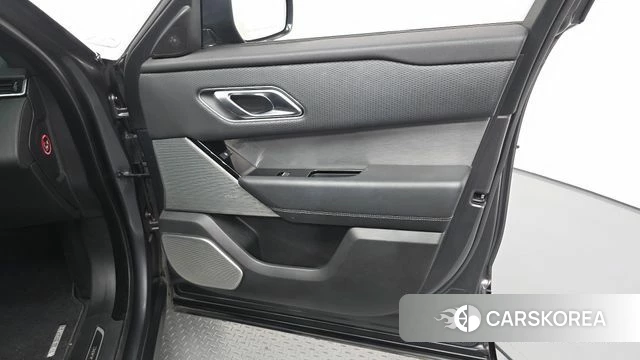 Land Rover Range Rover Velar id 4937414 из Кореи 16