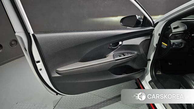 Hyundai Veloster (JS) id 5018741 из Кореи 16