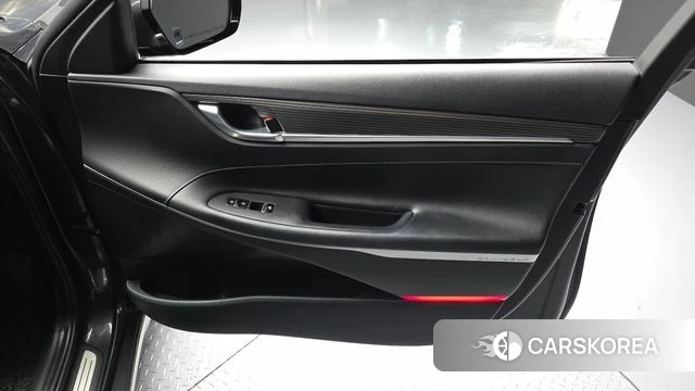 Hyundai Grandeur IG Hybrid id 4699003 из Кореи 16