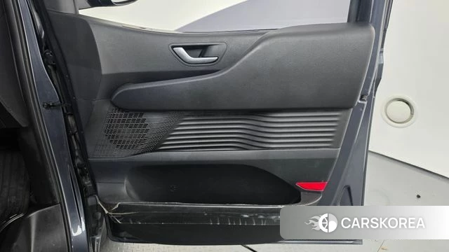 Hyundai Staria id 5040867 из Кореи 16