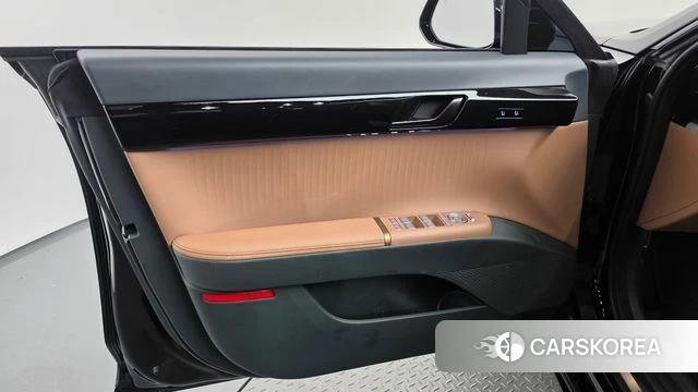 Hyundai Grandeur Hybrid (GN7) id 4995746 из Кореи 16
