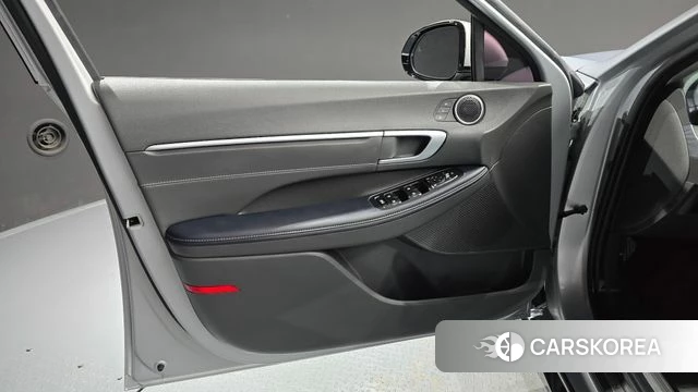 Hyundai Sonata D Edge Hybrid (DN8) id 5011535 из Кореи 16