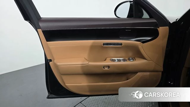 Genesis G90 (RS4) id 4928935 из Кореи 16