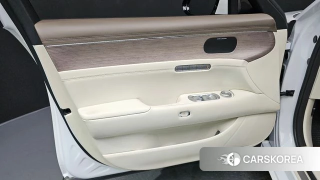 Genesis G90 (RS4) id 5017298 из Кореи 16