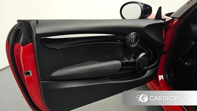 Mini Cooper S id 4707368 из Кореи 16