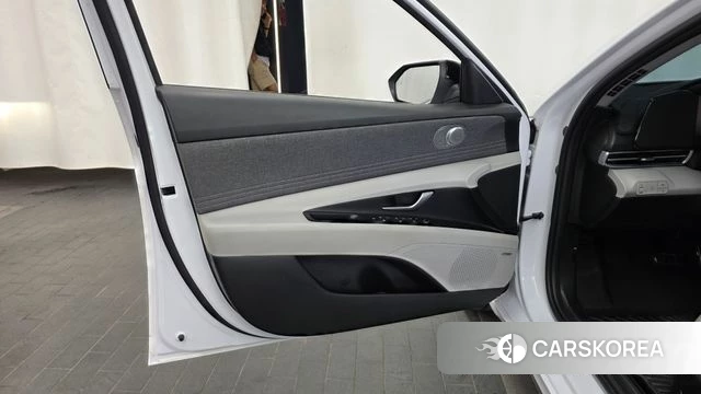 Hyundai Avante Hybrid (CN7) id 4562079 из Кореи 16